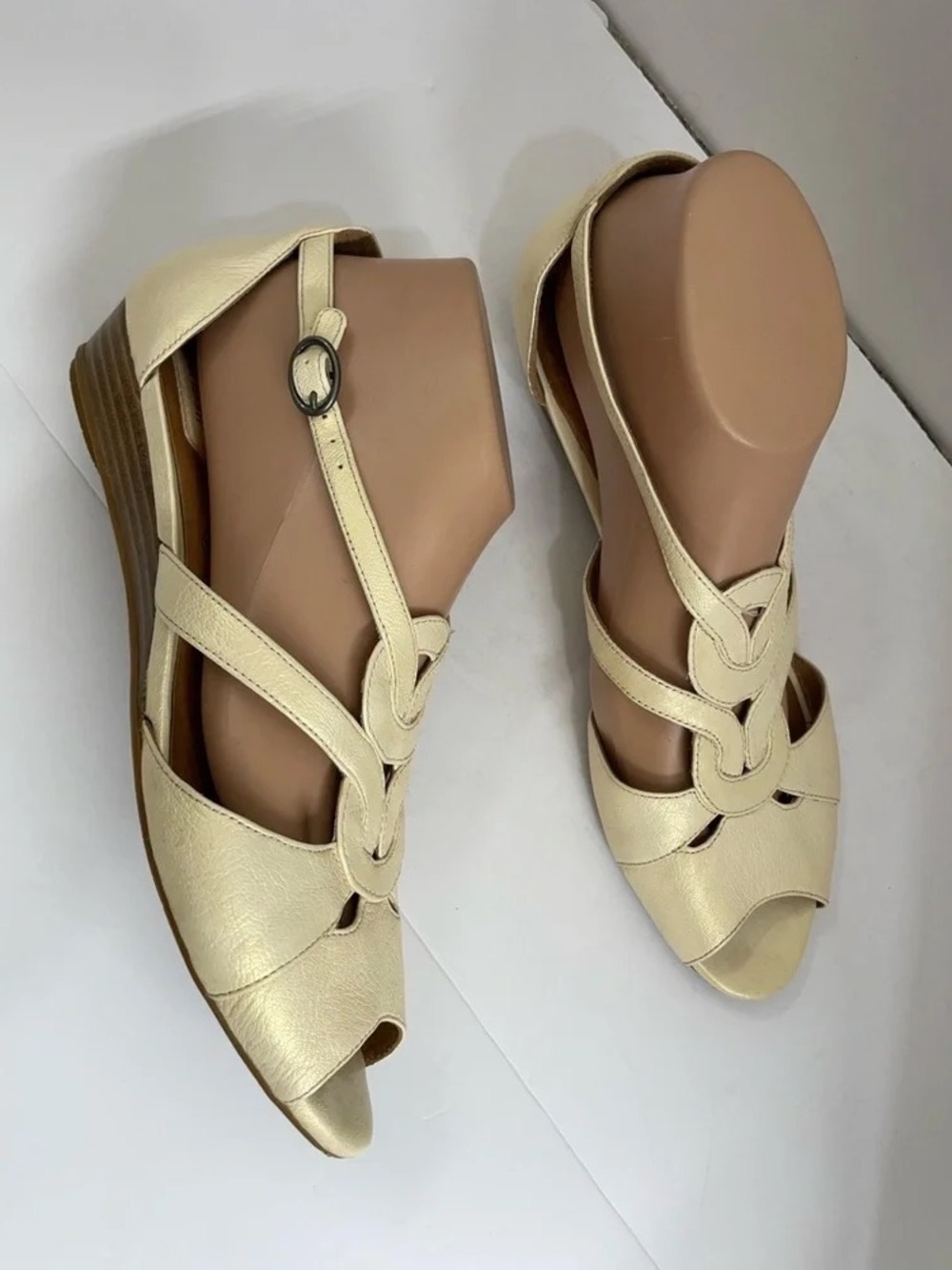 Women’s Metallic Cream Peep-Toe Wedge Sandals